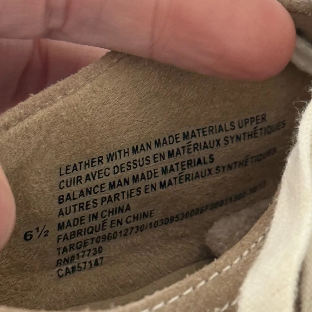 Merona Beige Suede Leather Casual Lace Up Sneaker - Size 6.5 - Picture 7 of 8